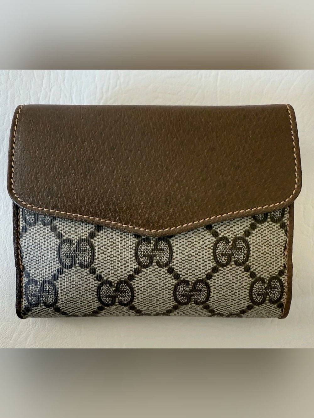 Gucci Beige GG Canvas & Leather Bifold Wallet with Web Stripe - Picture 3 of 10